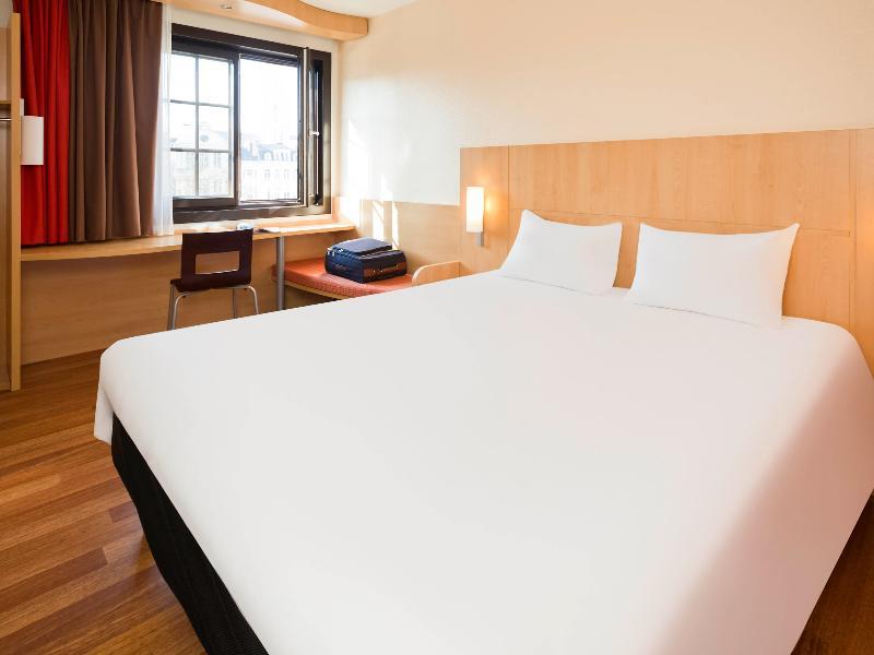 Ibis Hotel Brussels Off Grand'Place Exterior photo